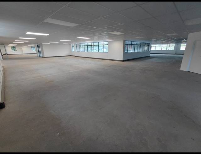 1,765M² OFFICE TO LET IN RANDJESPARK